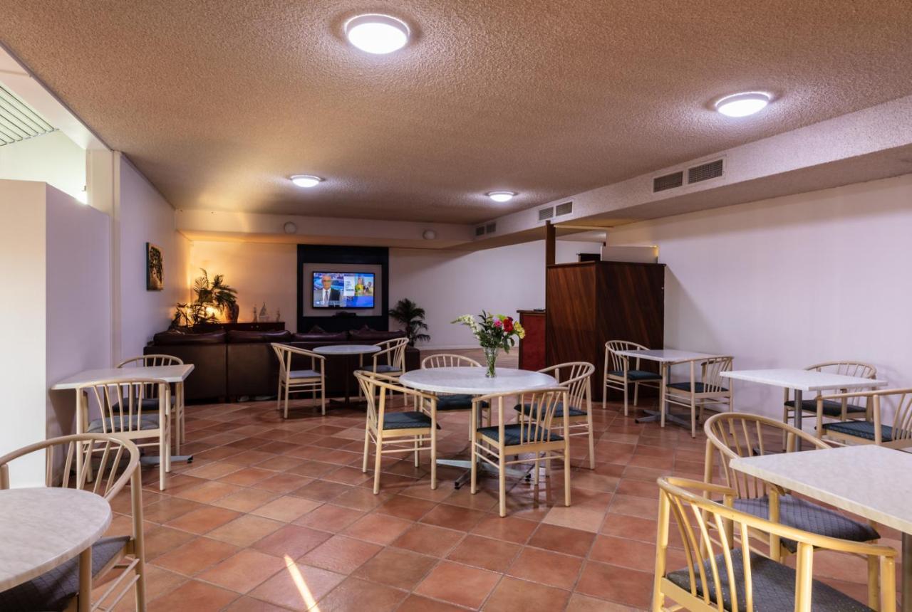 Sails Geraldton Accommodation Exterior photo